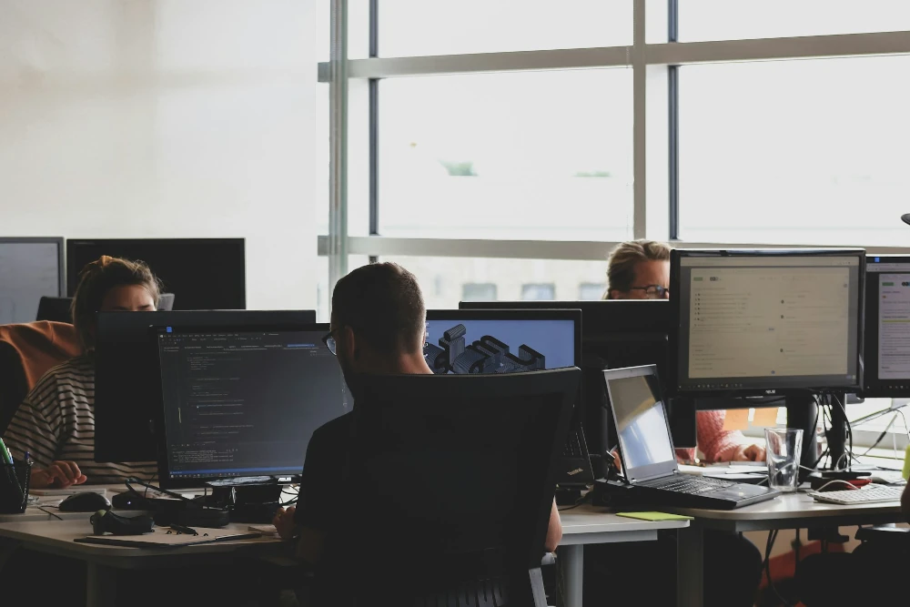 Tools and Technology for Seamless Hybrid Work Collaboration