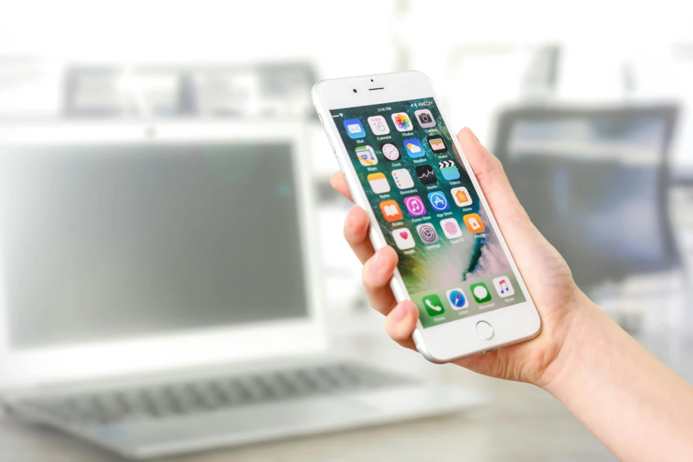 Blocking a website on iPhone